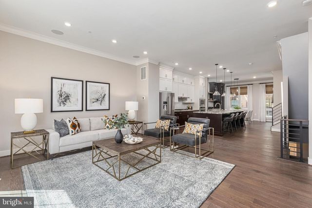 1876 EASTERLY RD, Reston, VA 20190