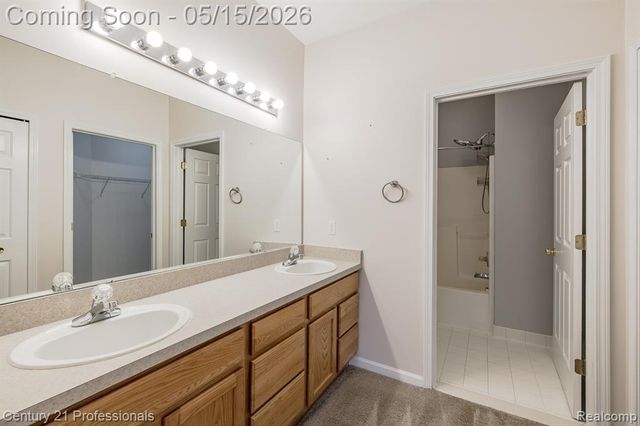 4509 Alexander Pines Drive, Clarkston, MI 48346
