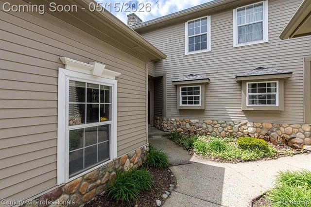 4509 Alexander Pines Drive, Clarkston, MI 48346
