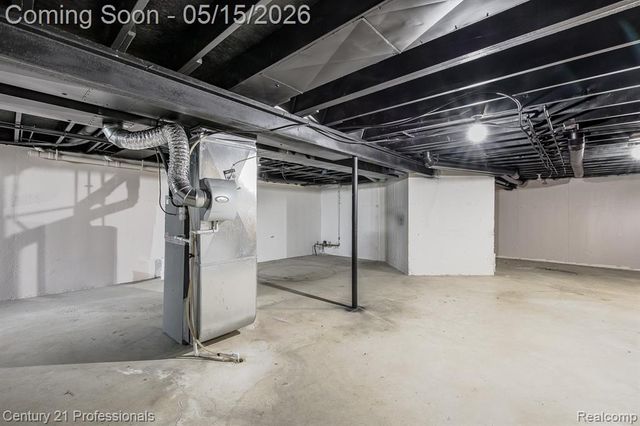 4509 Alexander Pines Drive, Clarkston, MI 48346