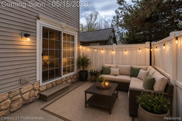 4509 Alexander Pines Drive, Clarkston, MI 48346