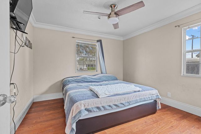 6136 McLaren Avenue, Sacramento, CA 95822