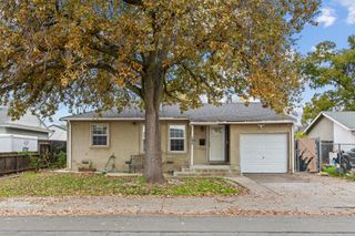 6136 McLaren Avenue, Sacramento, CA 95822