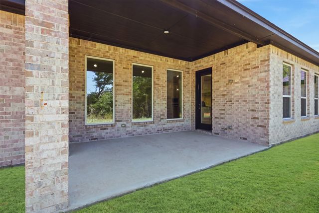 2017 Forest Bridge Drive, Azle, TX 76020