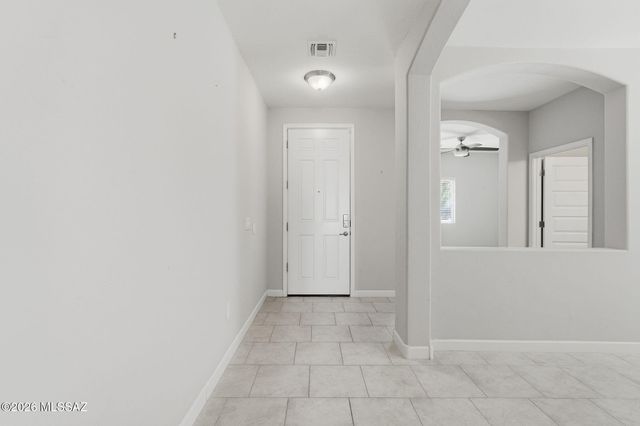 620 S Bh Carrol Place, Corona De Tucson, AZ 85641