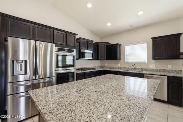 620 S Bh Carrol Place, Corona De Tucson, AZ 85641