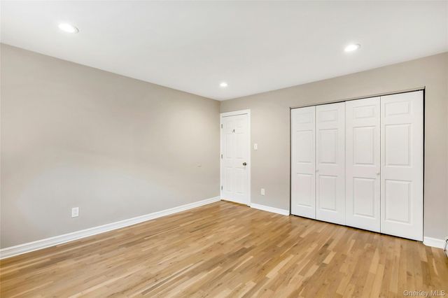 4425 Wilshire 4425, Oakdale, NY 11769