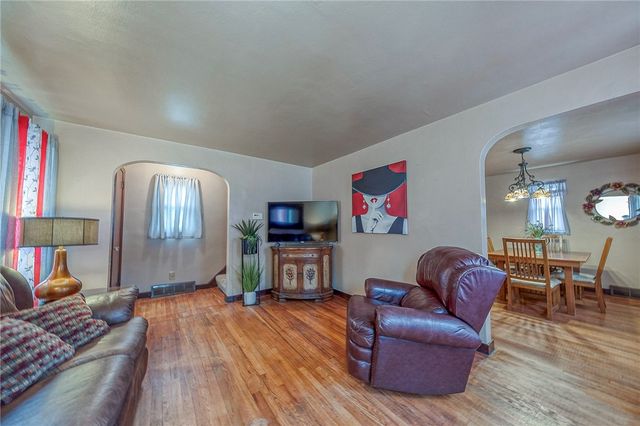 5733 Madison Dr., Penn Hills, PA 15147