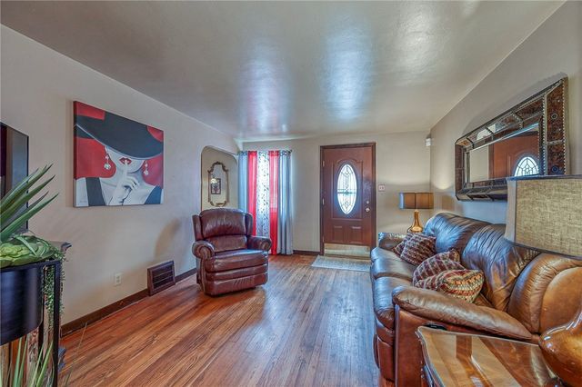 5733 Madison Dr., Penn Hills, PA 15147