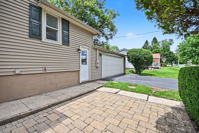 321 E Main Street, Peotone, IL 60468