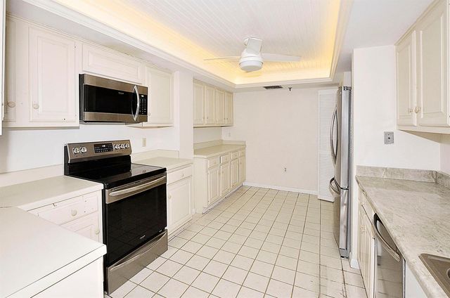 5047 N Highway A1a 802, Fort Pierce, FL 34949
