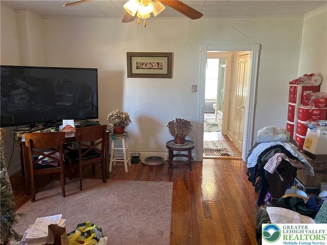 412 Pennsylvania Avenue, Roseto Boro, PA 18013