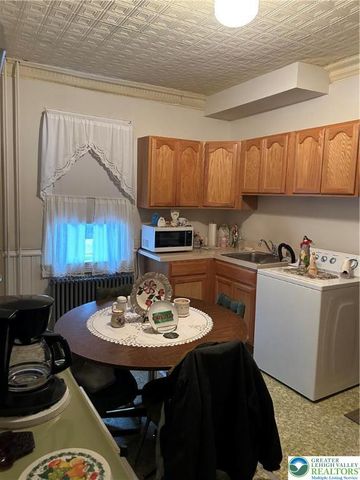 412 Pennsylvania Avenue, Roseto Boro, PA 18013