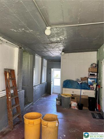 412 Pennsylvania Avenue, Roseto Boro, PA 18013