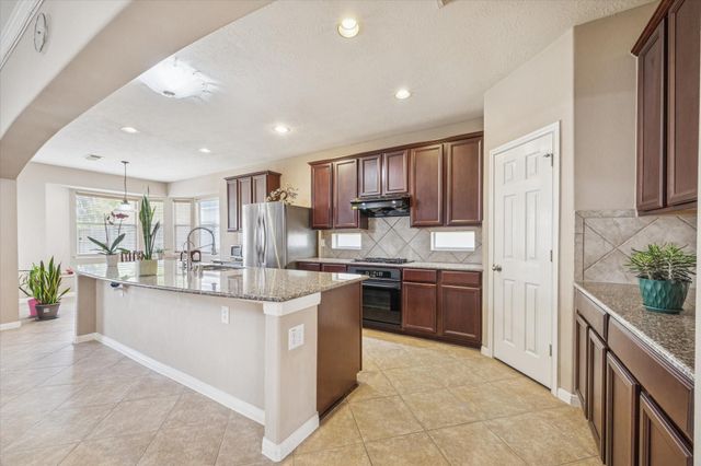 419 White Oak Pointe, League City, TX 77573