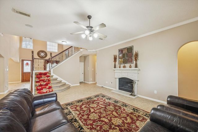 419 White Oak Pointe, League City, TX 77573