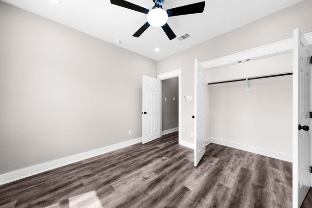 802 Jefferson Street E, Sulphur Springs, TX 75482