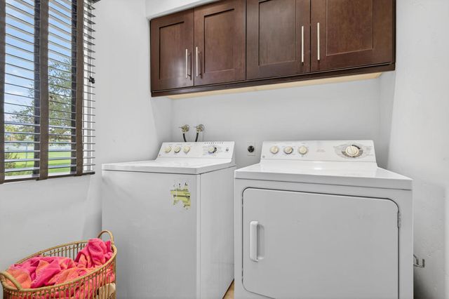 382 Wimbledon Drive, Rancho Mirage, CA 92270