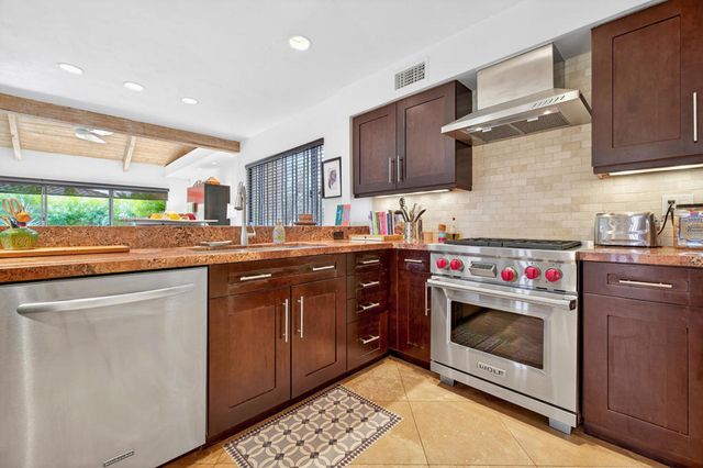 382 Wimbledon Drive, Rancho Mirage, CA 92270