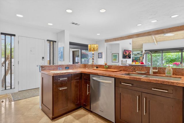 382 Wimbledon Drive, Rancho Mirage, CA 92270