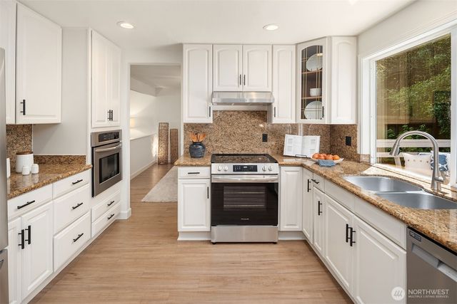 13241 SE 57th Street, Bellevue, WA 98006