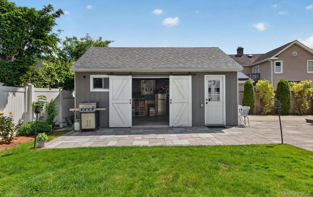 51 Chestnut Street, Westbury, NY 11590