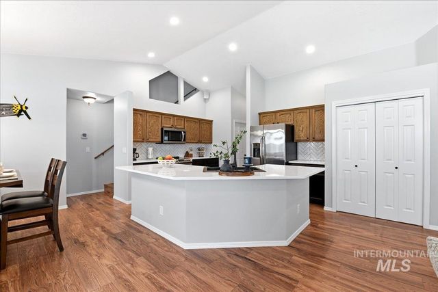 920 N Ashford Ln., Nampa, ID 83687