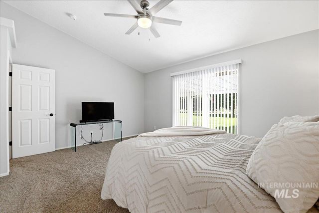 920 N Ashford Ln., Nampa, ID 83687
