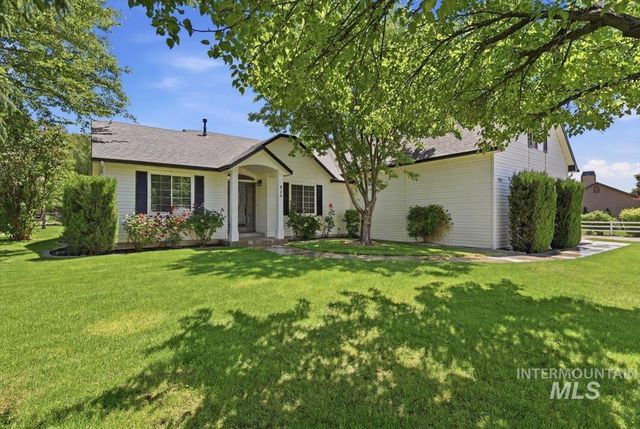 920 N Ashford Ln., Nampa, ID 83687