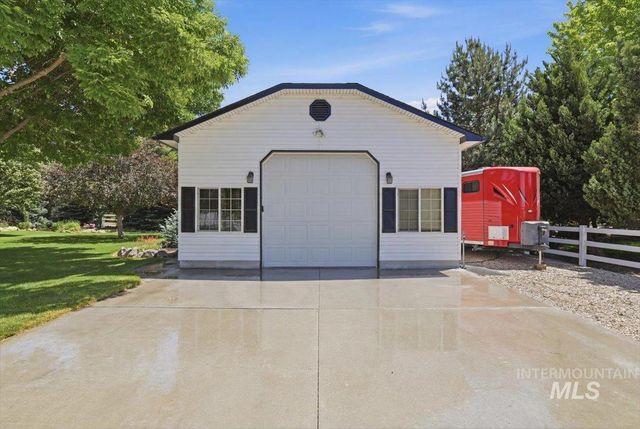920 N Ashford Ln., Nampa, ID 83687