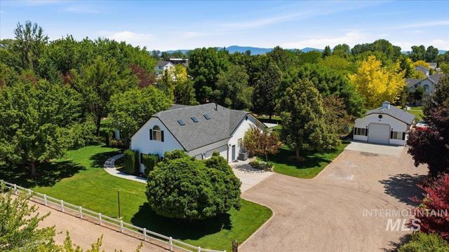 920 N Ashford Ln., Nampa, ID 83687