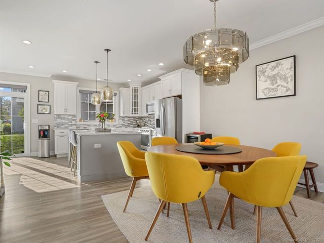 22 Brentwood Circle 22, Danbury, CT 06810