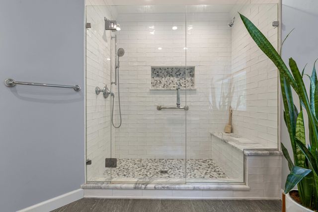 15 Harvest Glen, East Lyme, CT 06333
