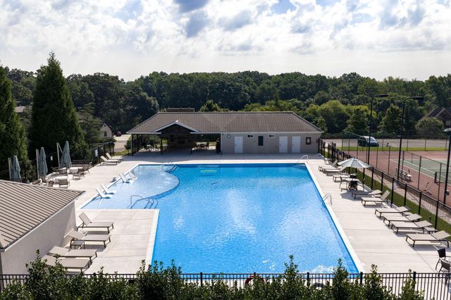 1299 Quiet Pond Drive, Chattanooga, TN 37415