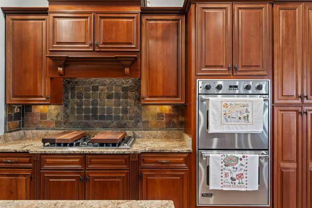 1299 Quiet Pond Drive, Chattanooga, TN 37415