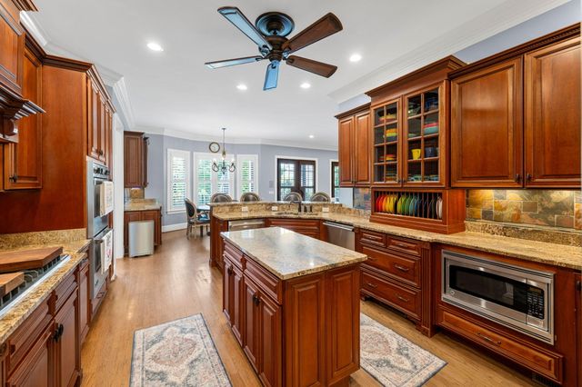 1299 Quiet Pond Drive, Chattanooga, TN 37415