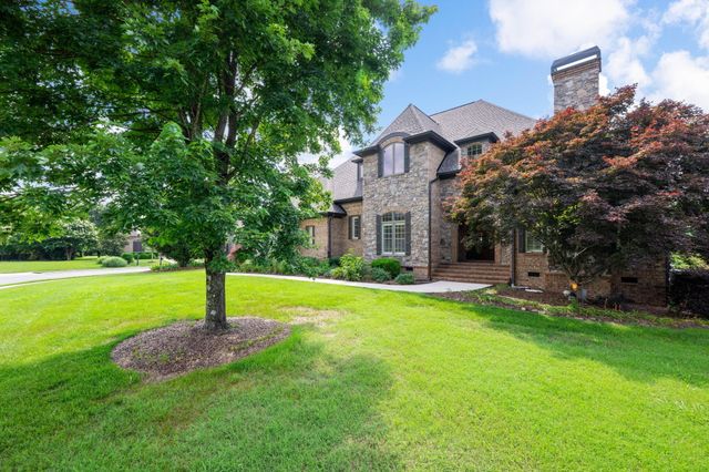 1299 Quiet Pond Drive, Chattanooga, TN 37415