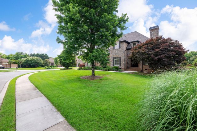 1299 Quiet Pond Drive, Chattanooga, TN 37415