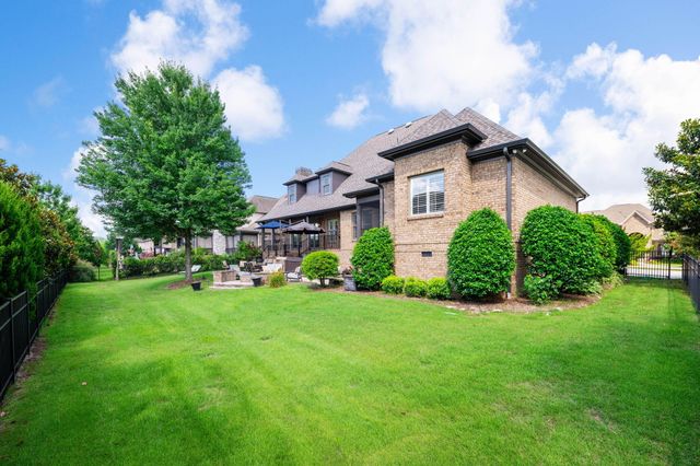 1299 Quiet Pond Drive, Chattanooga, TN 37415
