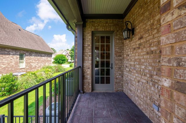 1299 Quiet Pond Drive, Chattanooga, TN 37415
