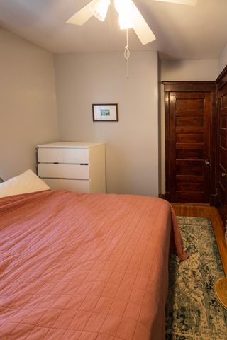 2648 N Francisco Avenue, Chicago, IL 60647