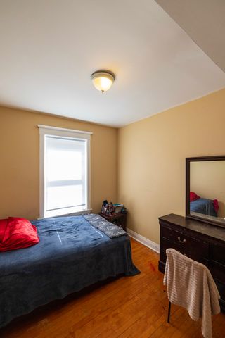 2648 N Francisco Avenue, Chicago, IL 60647