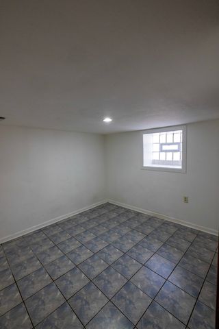 2648 N Francisco Avenue, Chicago, IL 60647