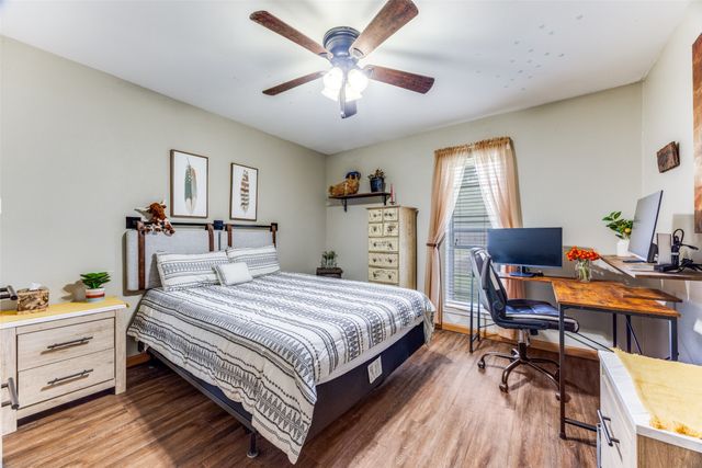 2705 N Woods Street, Sherman, TX 75092