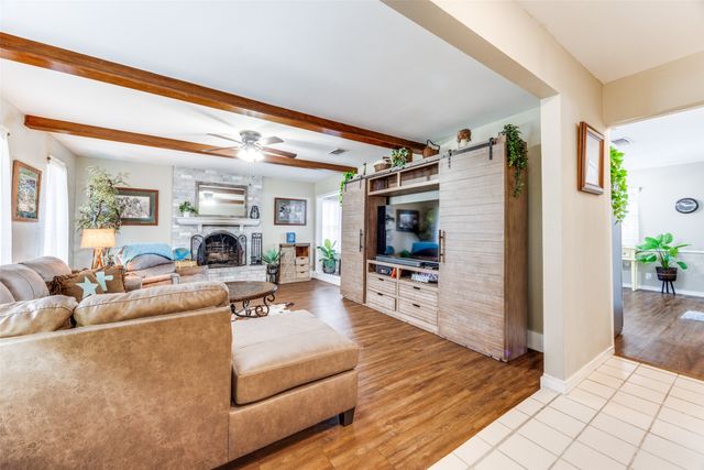 2705 N Woods Street, Sherman, TX 75092