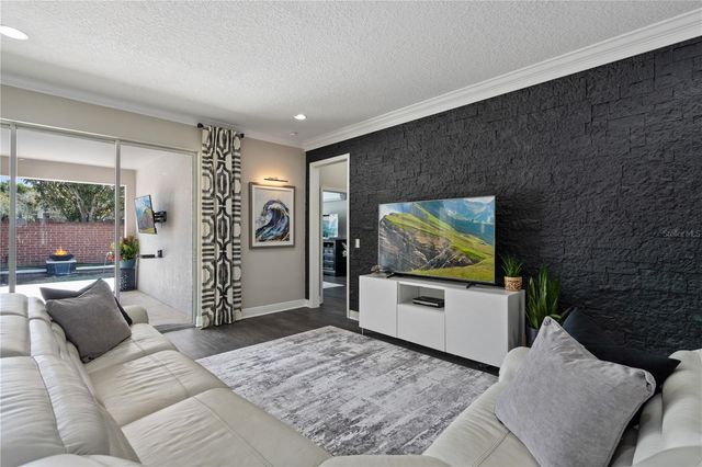 1001 VINSETTA CIRCLE, Winter Garden, FL 34787