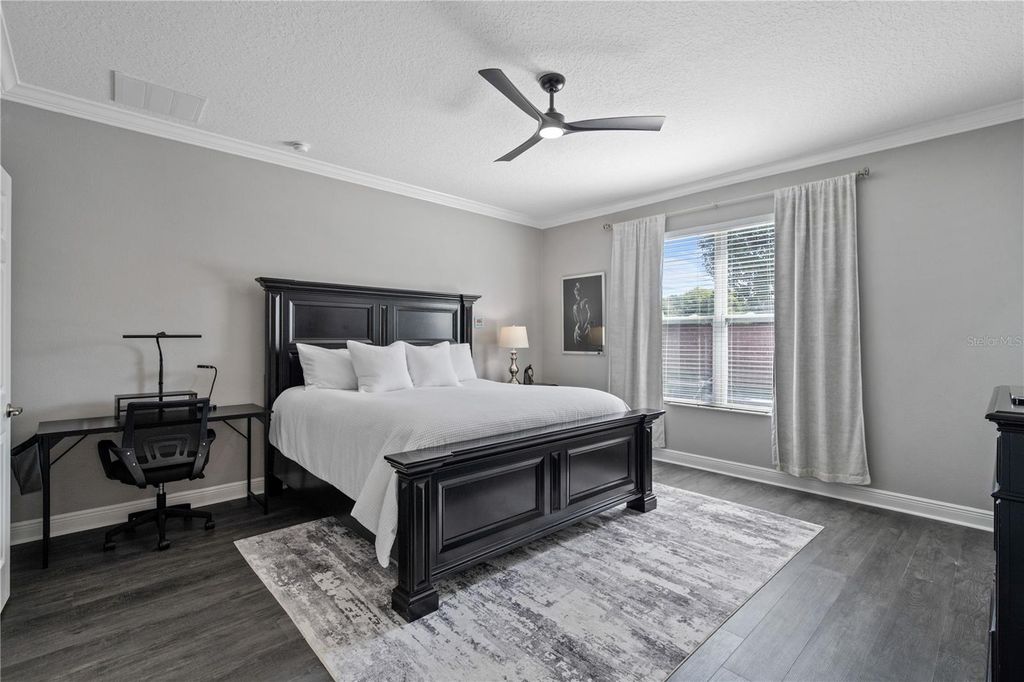 Image 21 of property listing at 1001 VINSETTA CIRCLE, Winter Garden, FL 34787