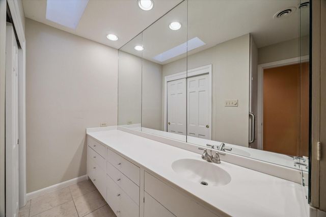 2126 Chimney Rock Road, Houston, TX 77056