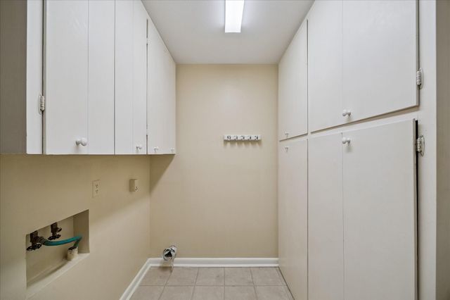 2126 Chimney Rock Road, Houston, TX 77056