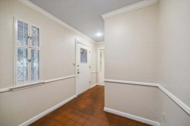 2126 Chimney Rock Road, Houston, TX 77056